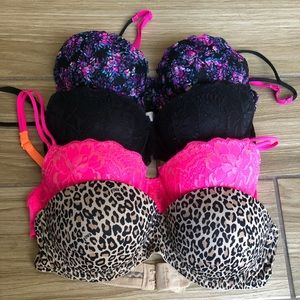 Victorias Secret Bras 4-pack